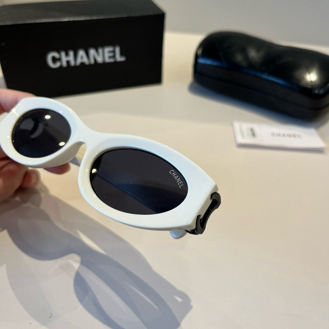 Chanel round frame sunglasses