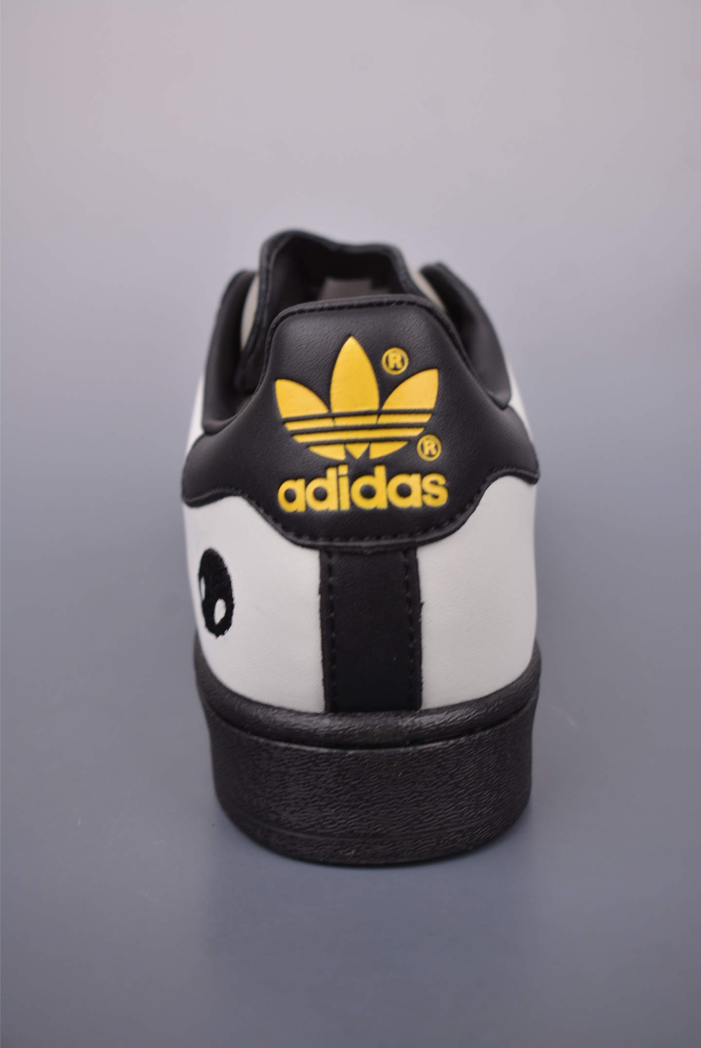 OFFGOD x Adidas Originals Superstar 82 