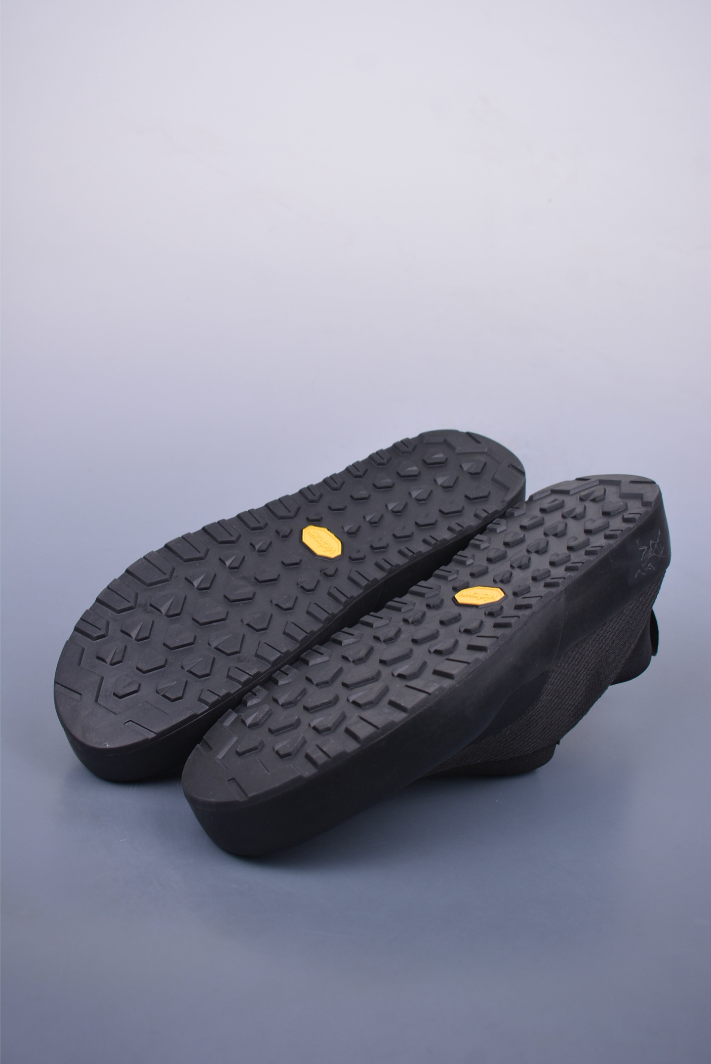 Arc'teryx Kragg Slip On Sneakers All Black X000009017