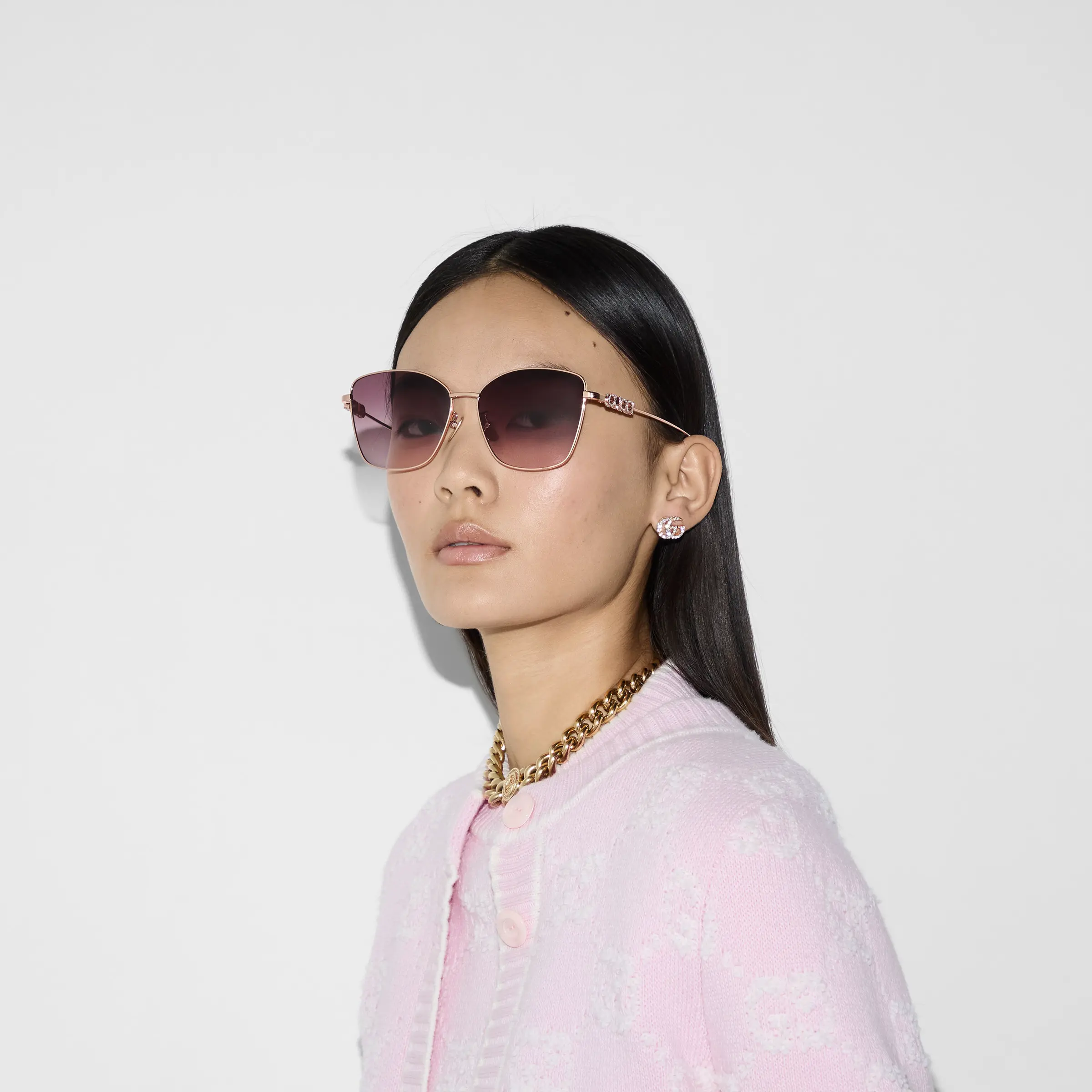 Gucci low bridge fitting design butterfly frame sunglasses