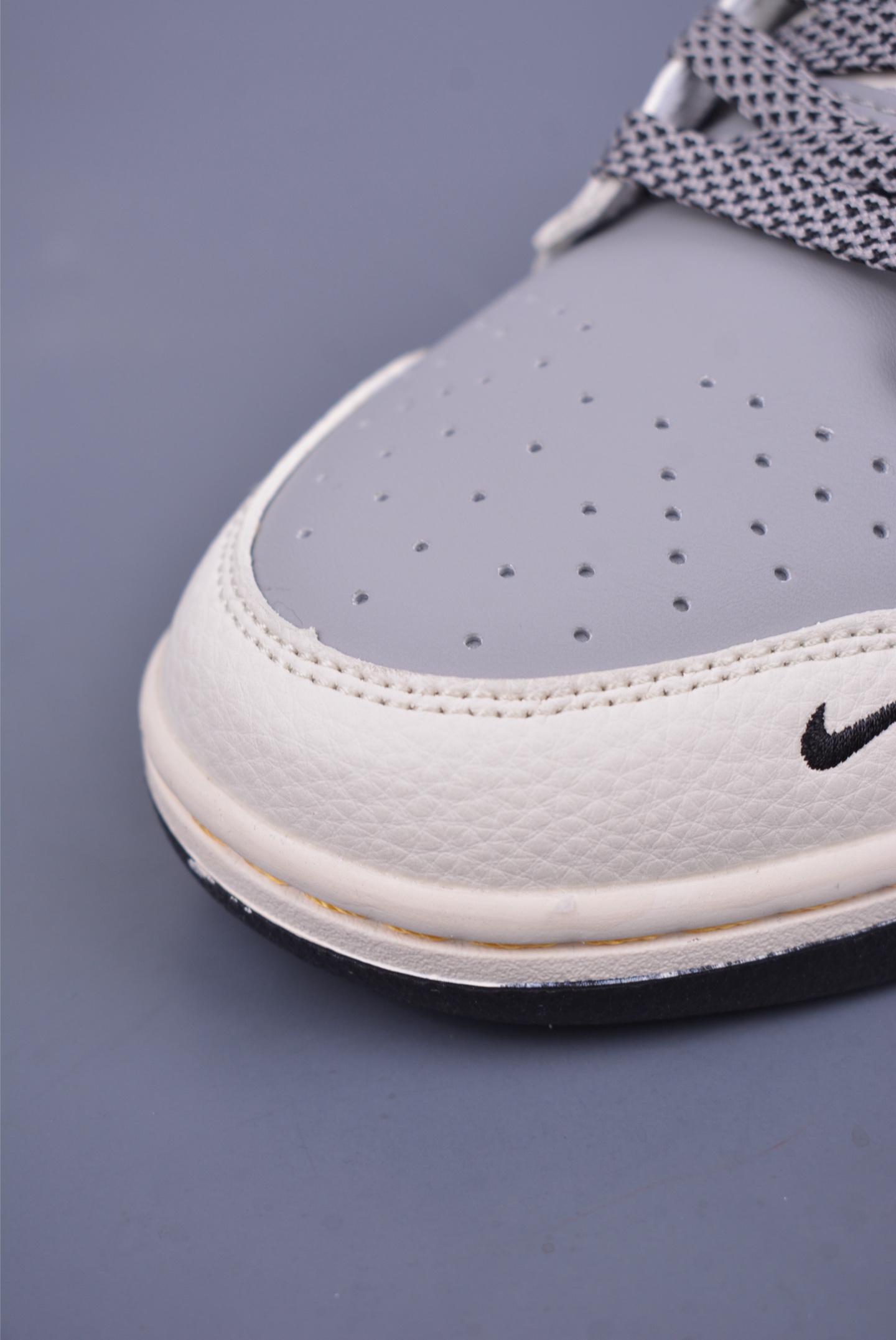 Lei Jun Xiaomi su7 x Nike SB Dunk Low sports shoes gray black and yellow XX3168-166