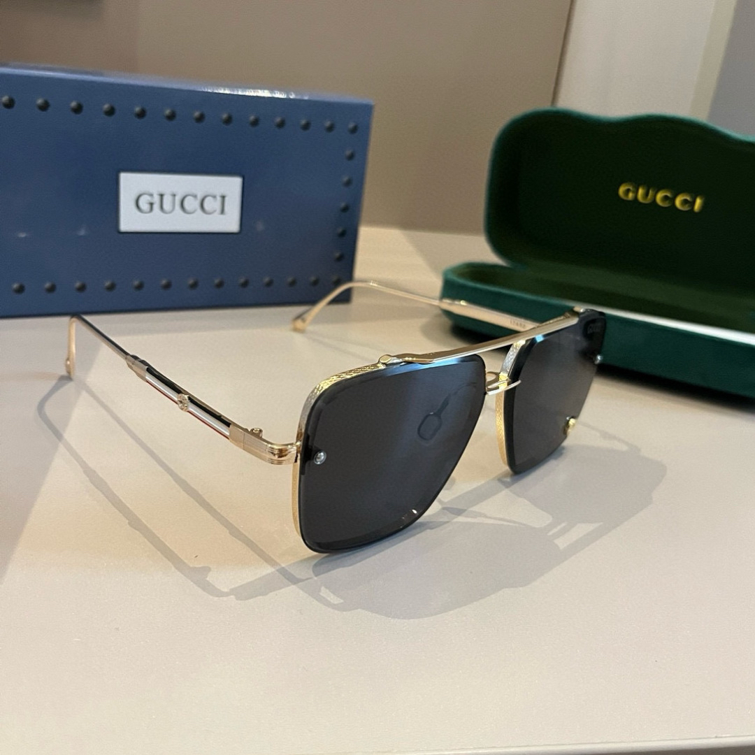 Gucci Square Frame Sunglasses
