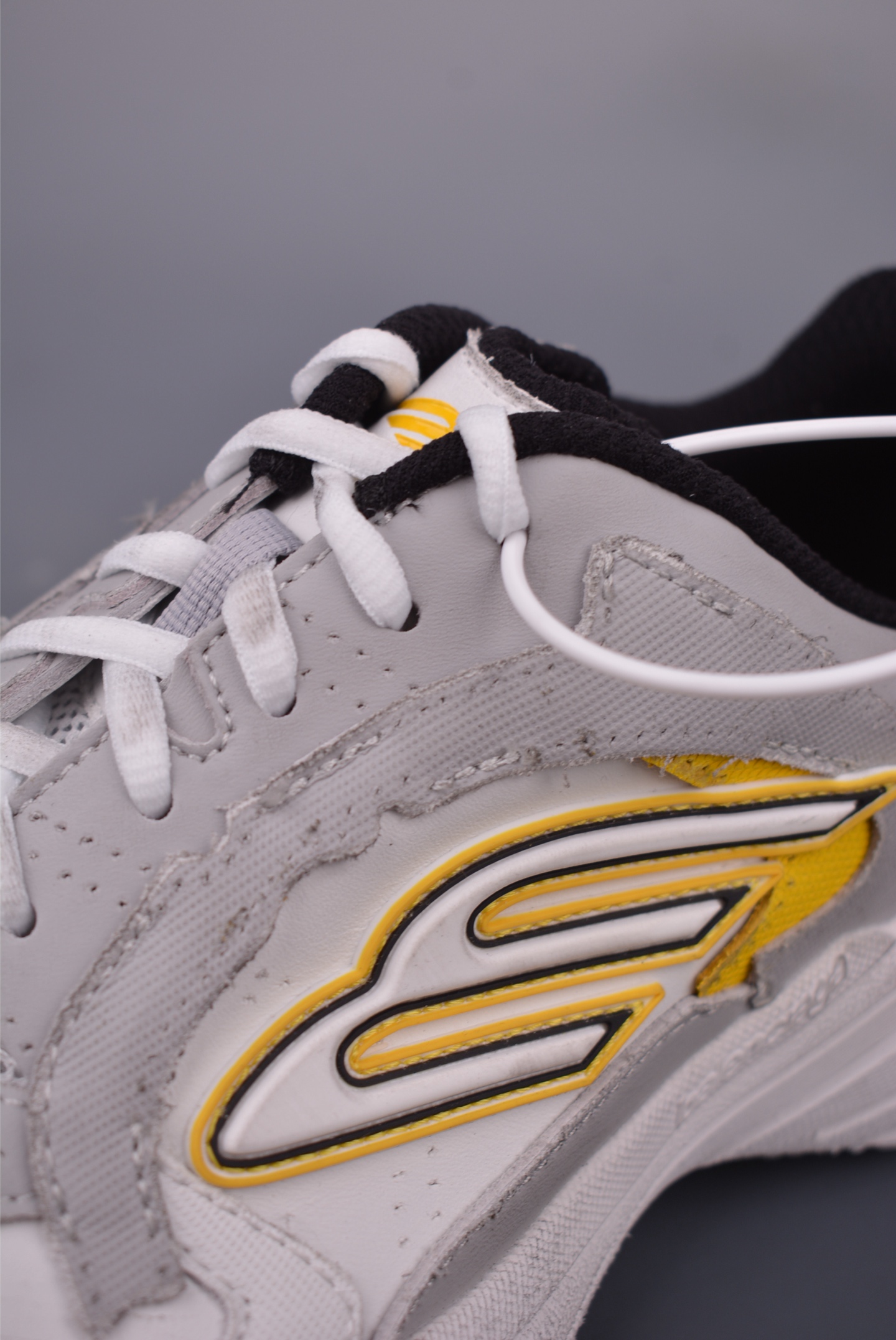 BALENCIAGA Monday Sneaker 