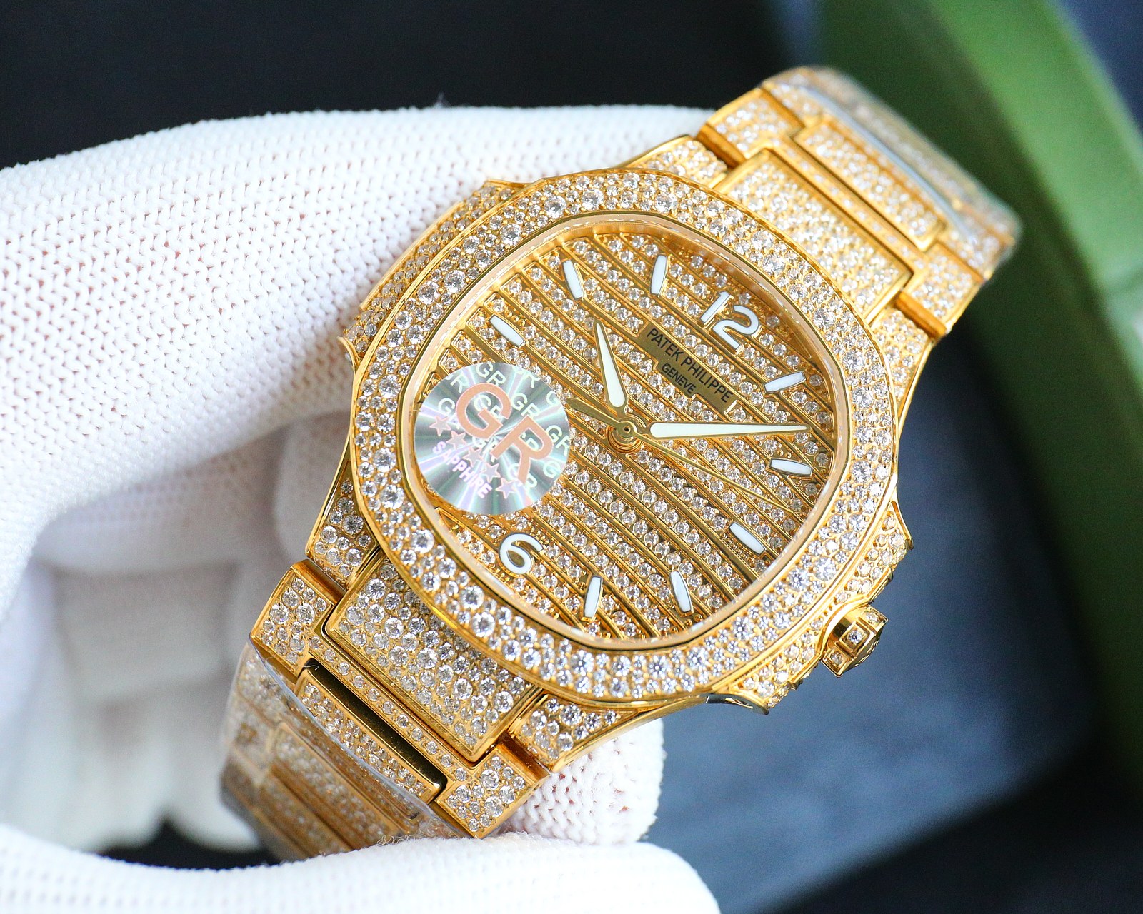 Patek Philippe 7118 Women's Nautilus Full Diamond Limited Edition