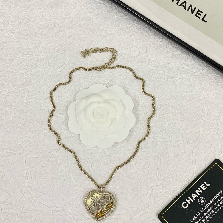 CHAN 23 Colorblock Oil Drop Hollow Heart Necklace