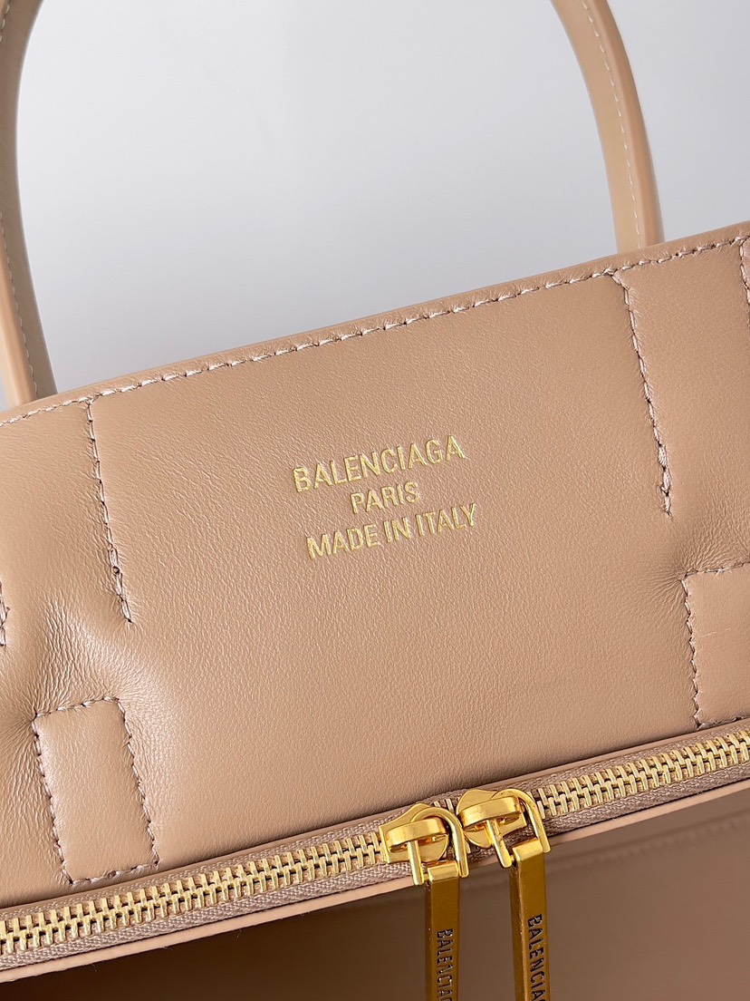 Balenciaga Bel Air Medium Bag