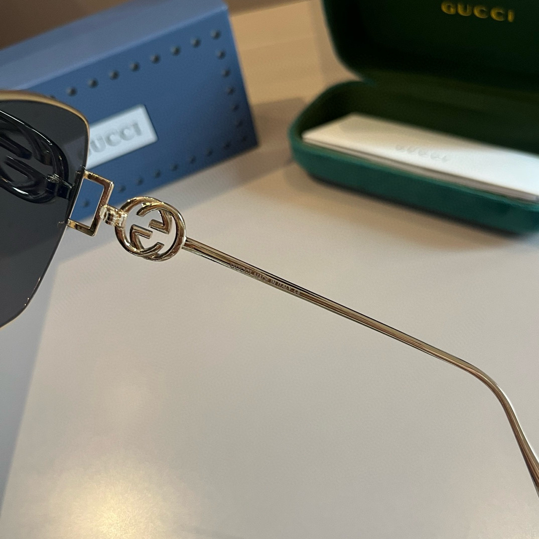 Gucci Square Frame Sunglasses