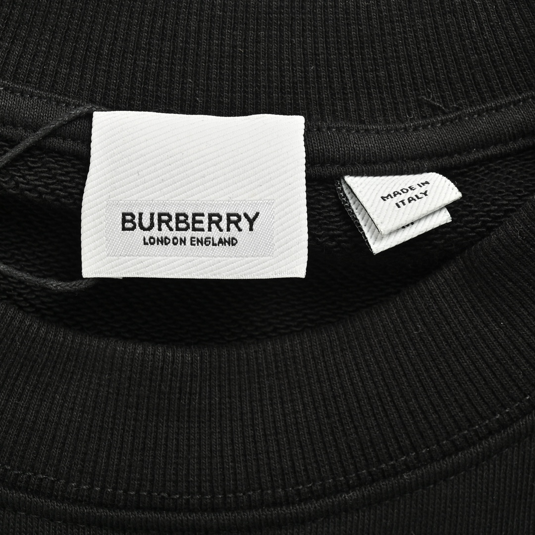 Burberry 24Fw Warhorse Patch Crew Neck Sweatshirt