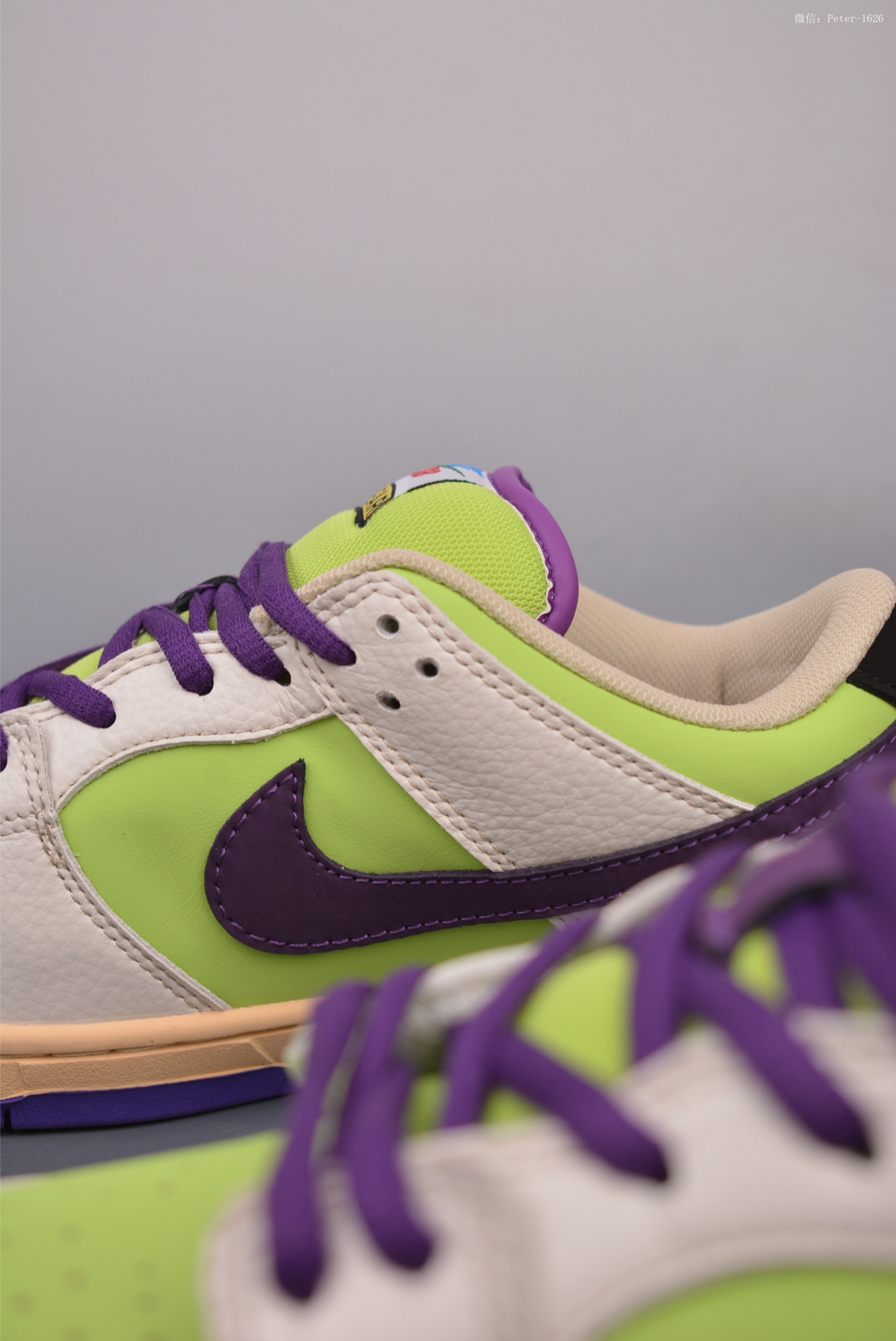 BUZZ LIGHTYEAR x NIKE DUNK LOW  sneakers