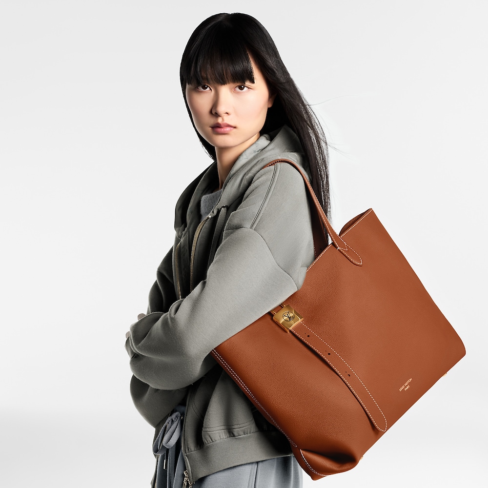 Louis Vuitton LOW KEY CABAS Medium Handbag M25341