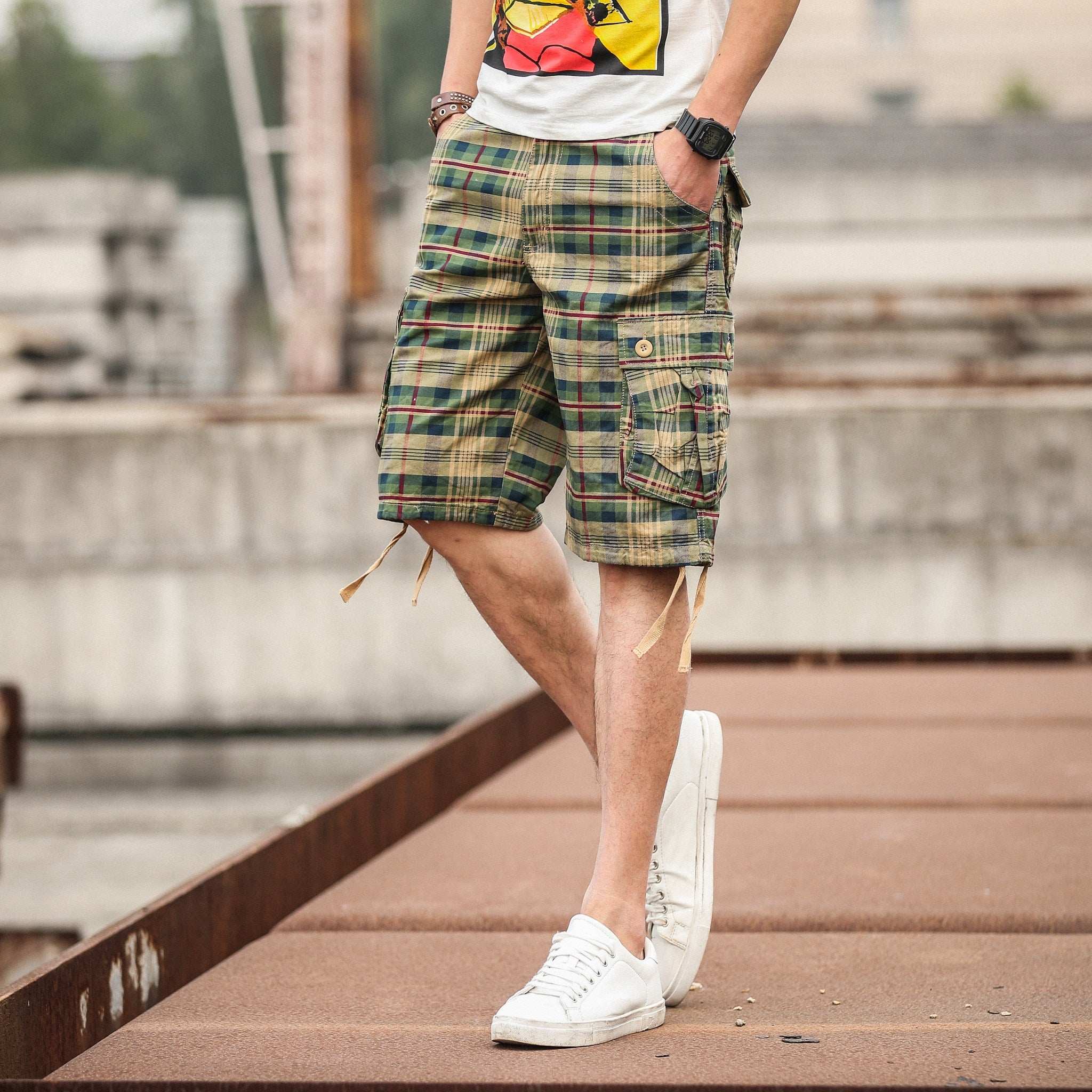 New Explorer Men's Cargo Shorts