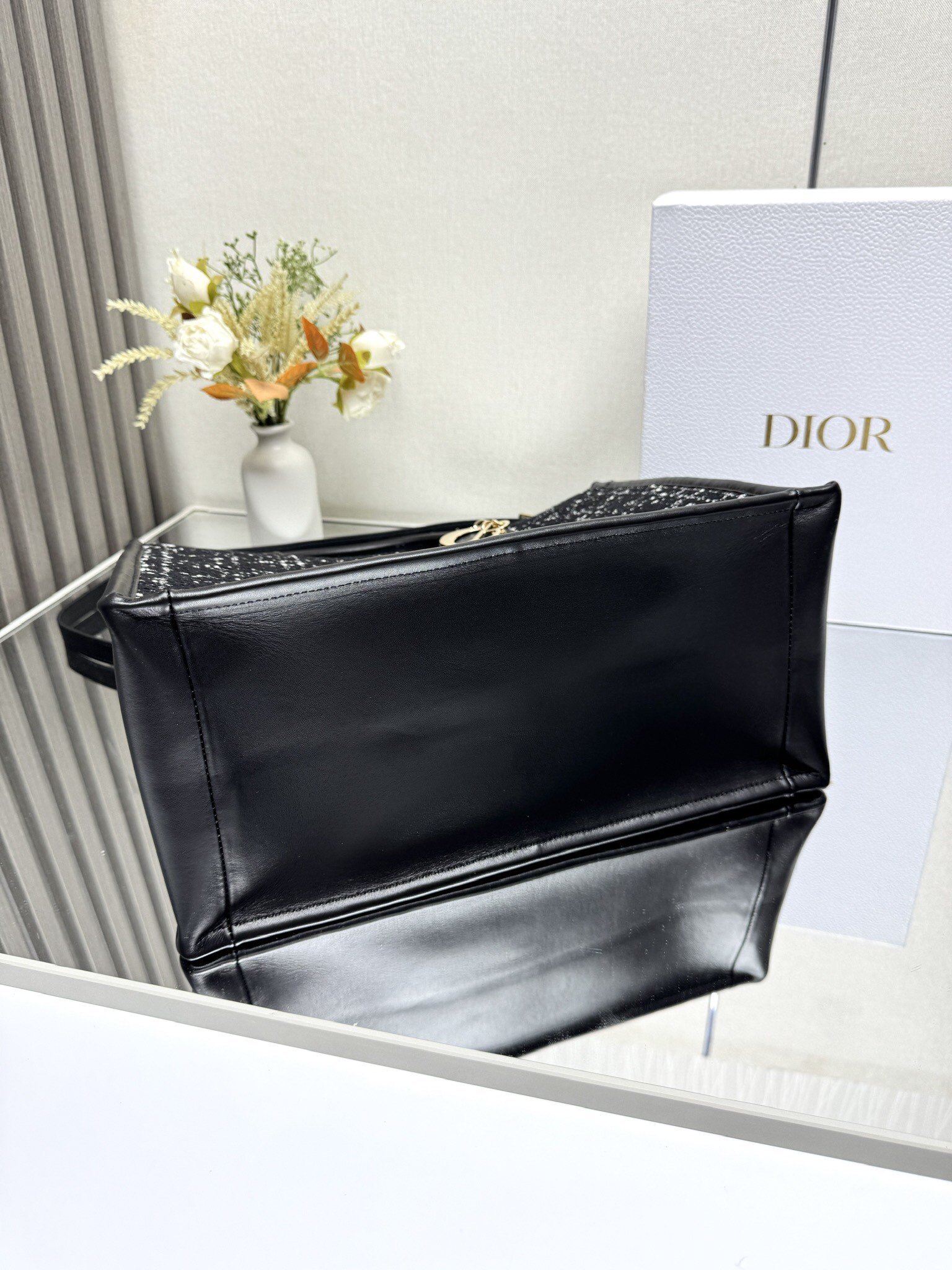 Dior BOOK TOTE handbag 7034 1324