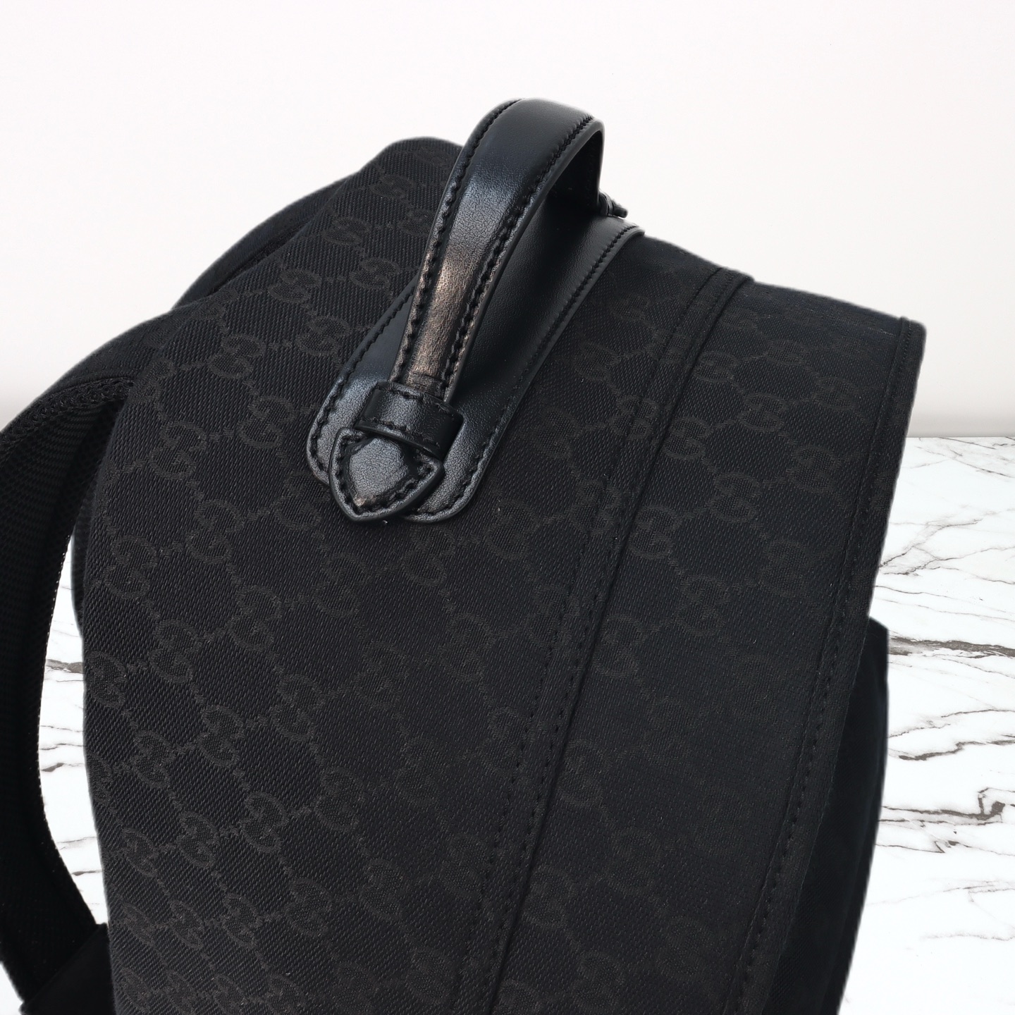 Gucci GG canvas medium backpack 824624 FAEHZ 1042