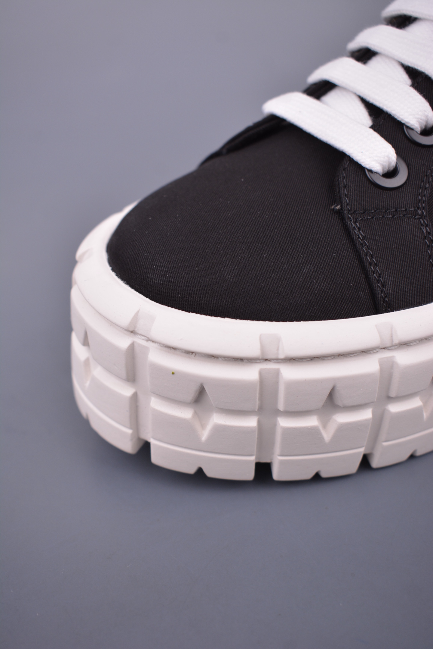 Prada Nylon Gabardine Low Sneakers Canvas Black and White SPAZZOL