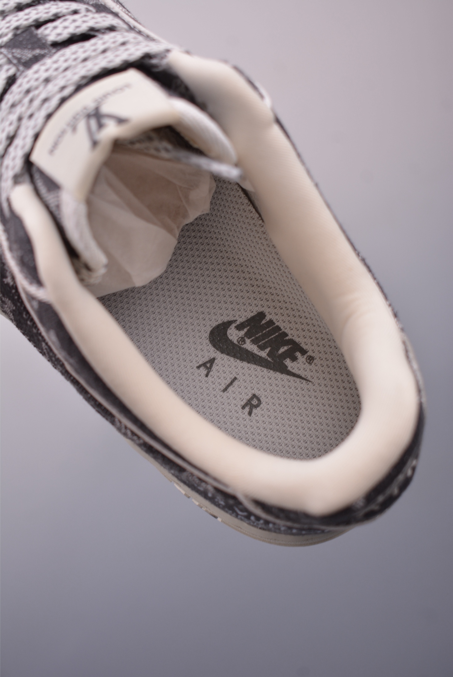Louis Vuitton x Nike Air Force 1 07 LV8 Low Sneakers Denim Grey Denim Print SC9207-530