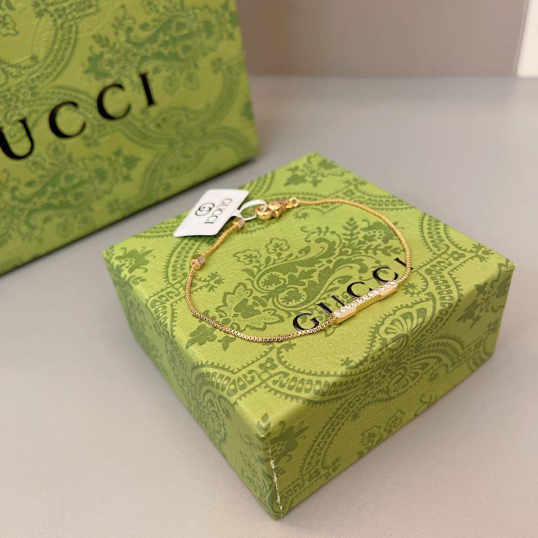 Gucci diamond bracelet