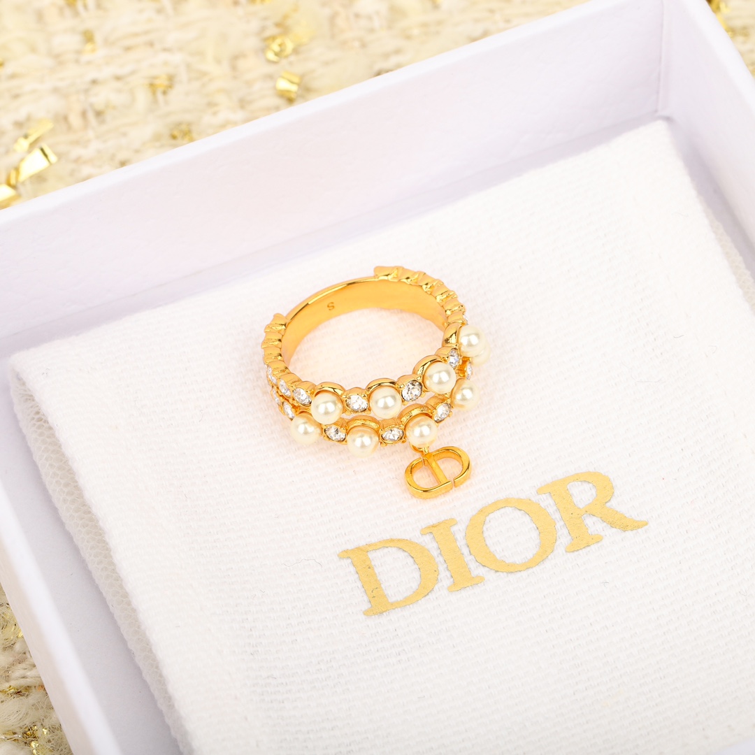 Dior Pearl Ring