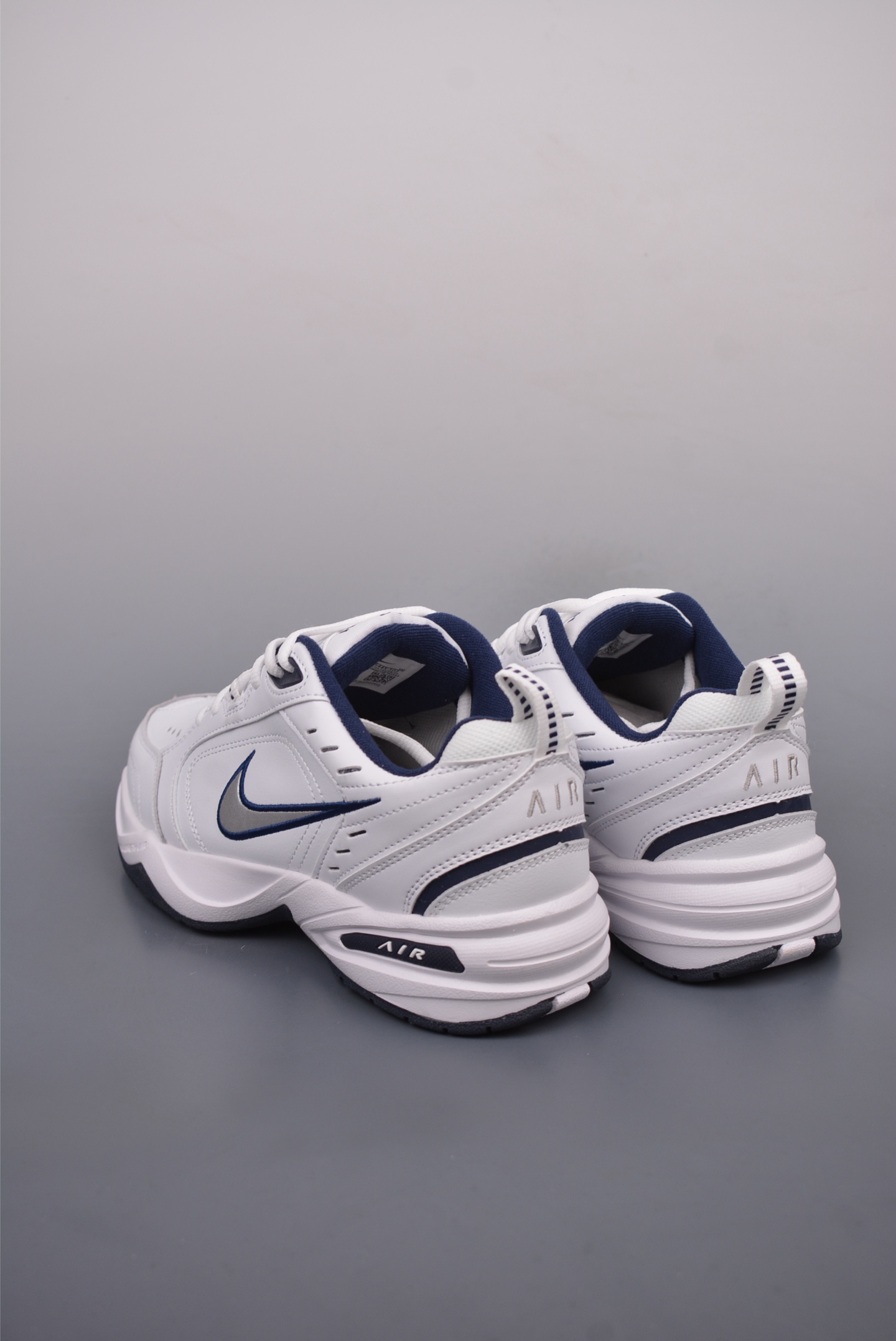 Nike Air Monarch IVWhiteNavy 415445-102