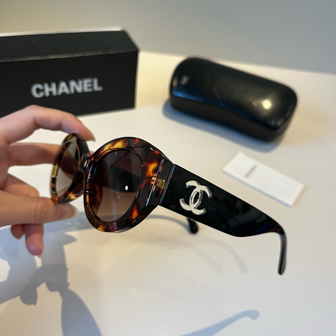 Chanel round frame sunglasses