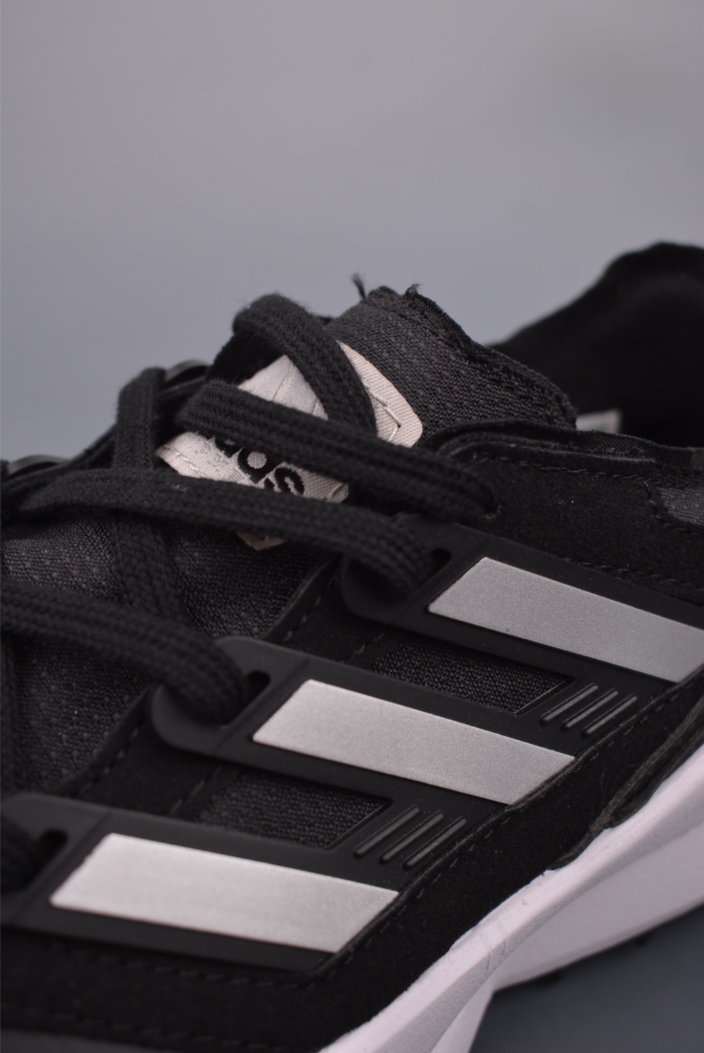 Adidas EQUIPMENT AGRAVIC Black and White JH6113