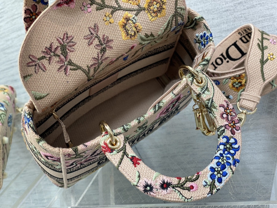 Dior Winter Garden Series Lady Embroidered Handbag 6605