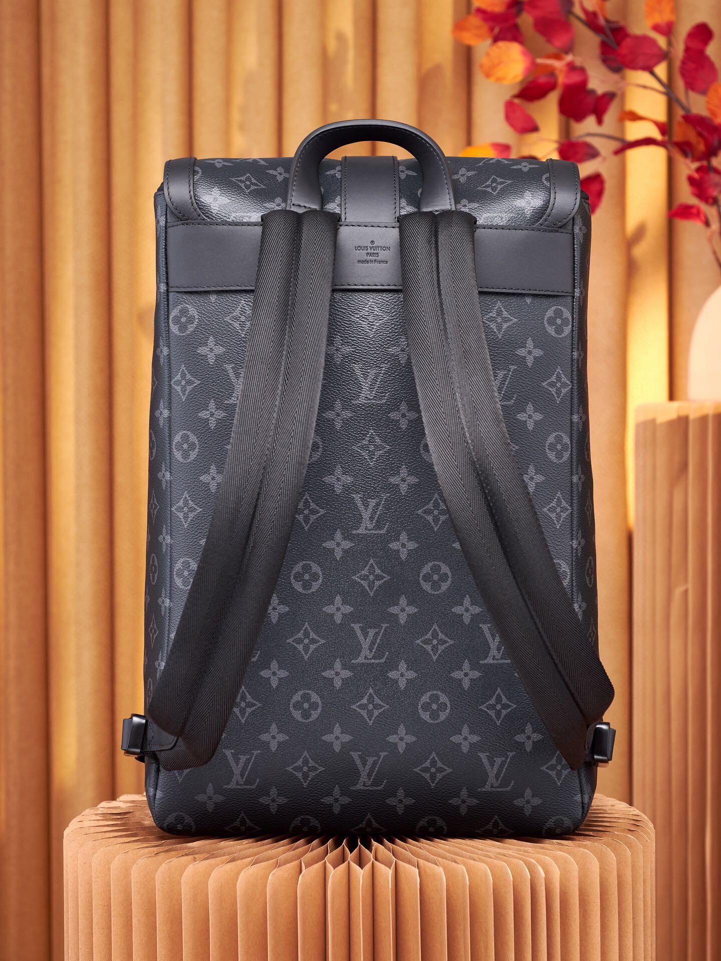 Louis Vuitton saumur backpack M45913