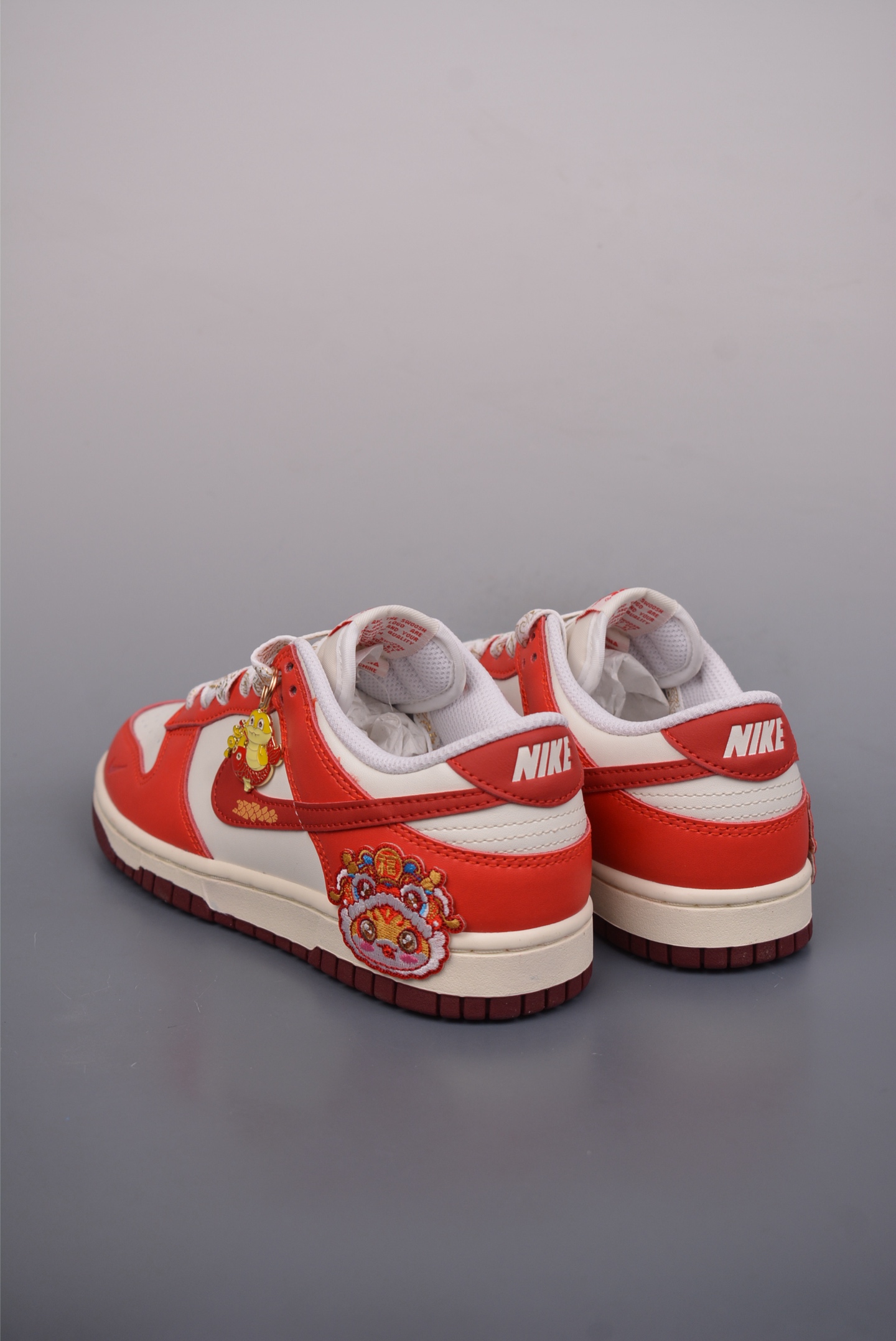 Nike SB Dunk LowYear of the Snake HJ3491-161