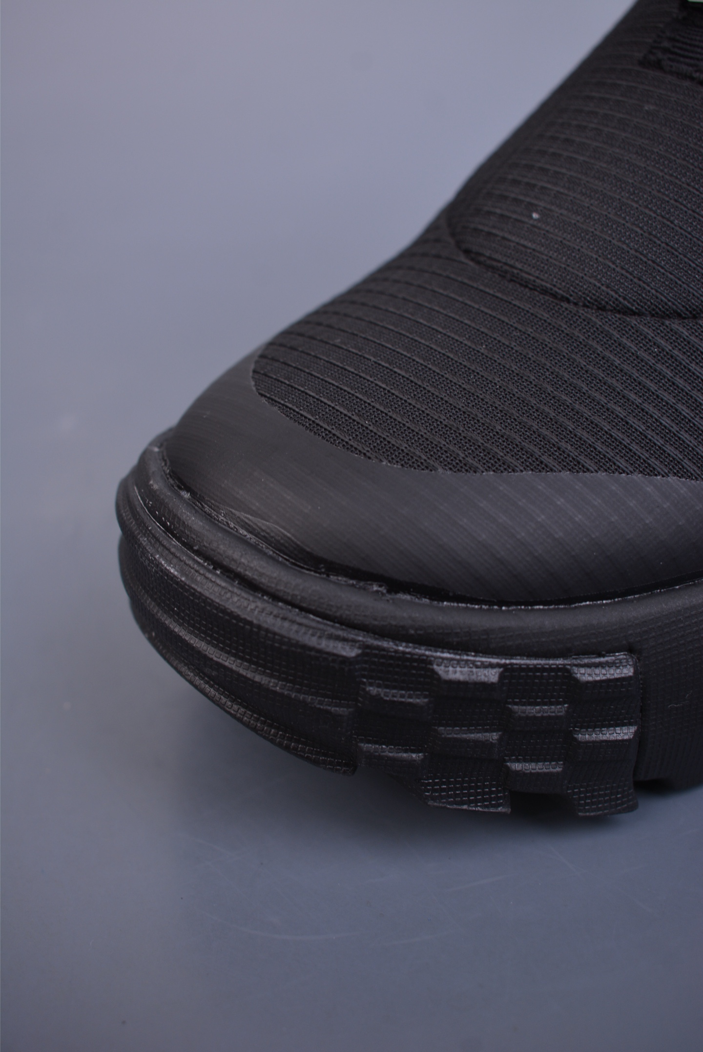 The North Face W Never Stop Lace sneakers black and white half-slip NFOA8A92KX75