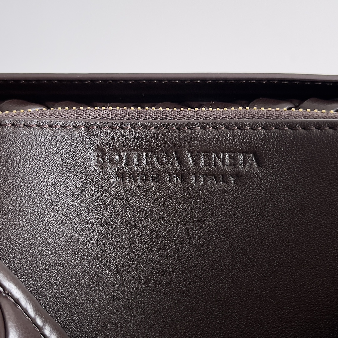 Bottega Veneta Patti Bag 776783