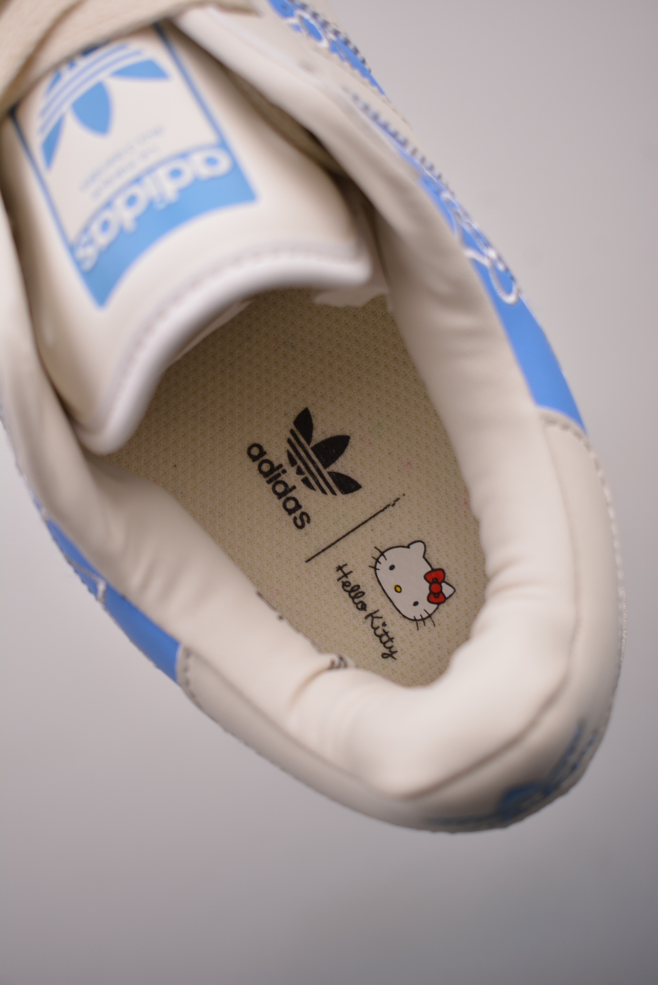 《Hello Kitty》x Adidas Originals Superstar XLGBlue Burst IG4477