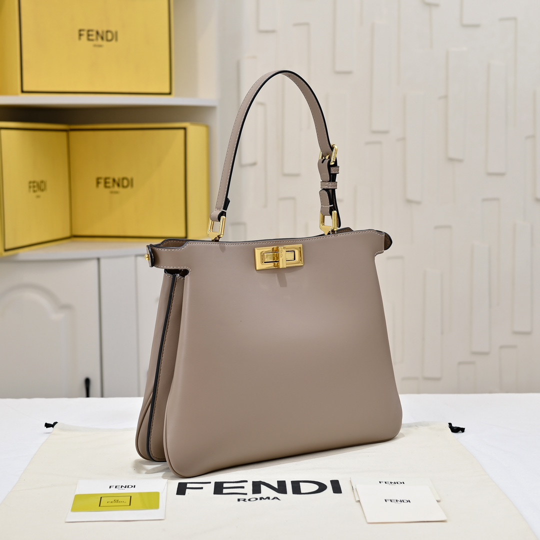 FENDI ekaboo Soft medium handbag 8801