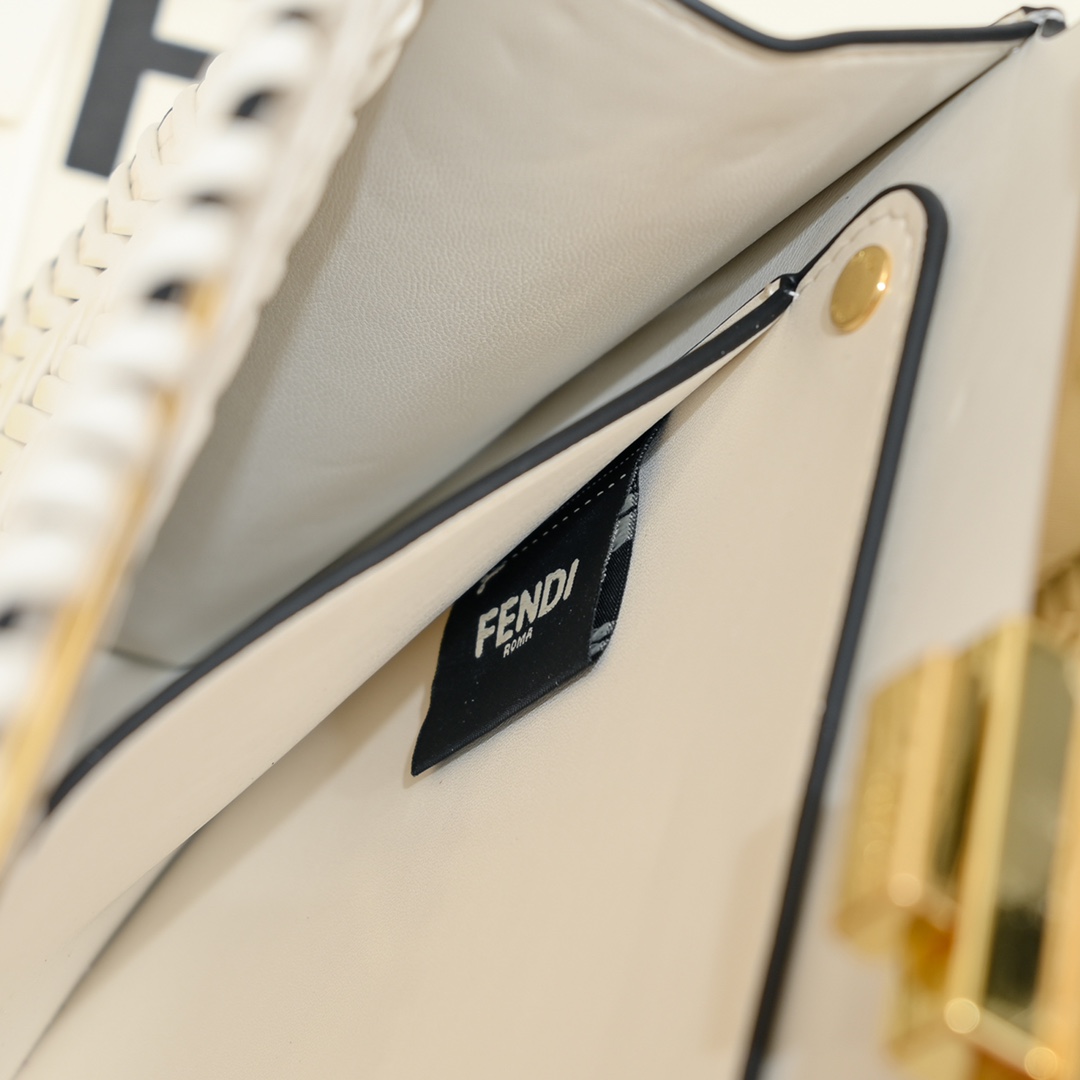 Fendi Iconic ekaboo ISeeU Large Bag 3317