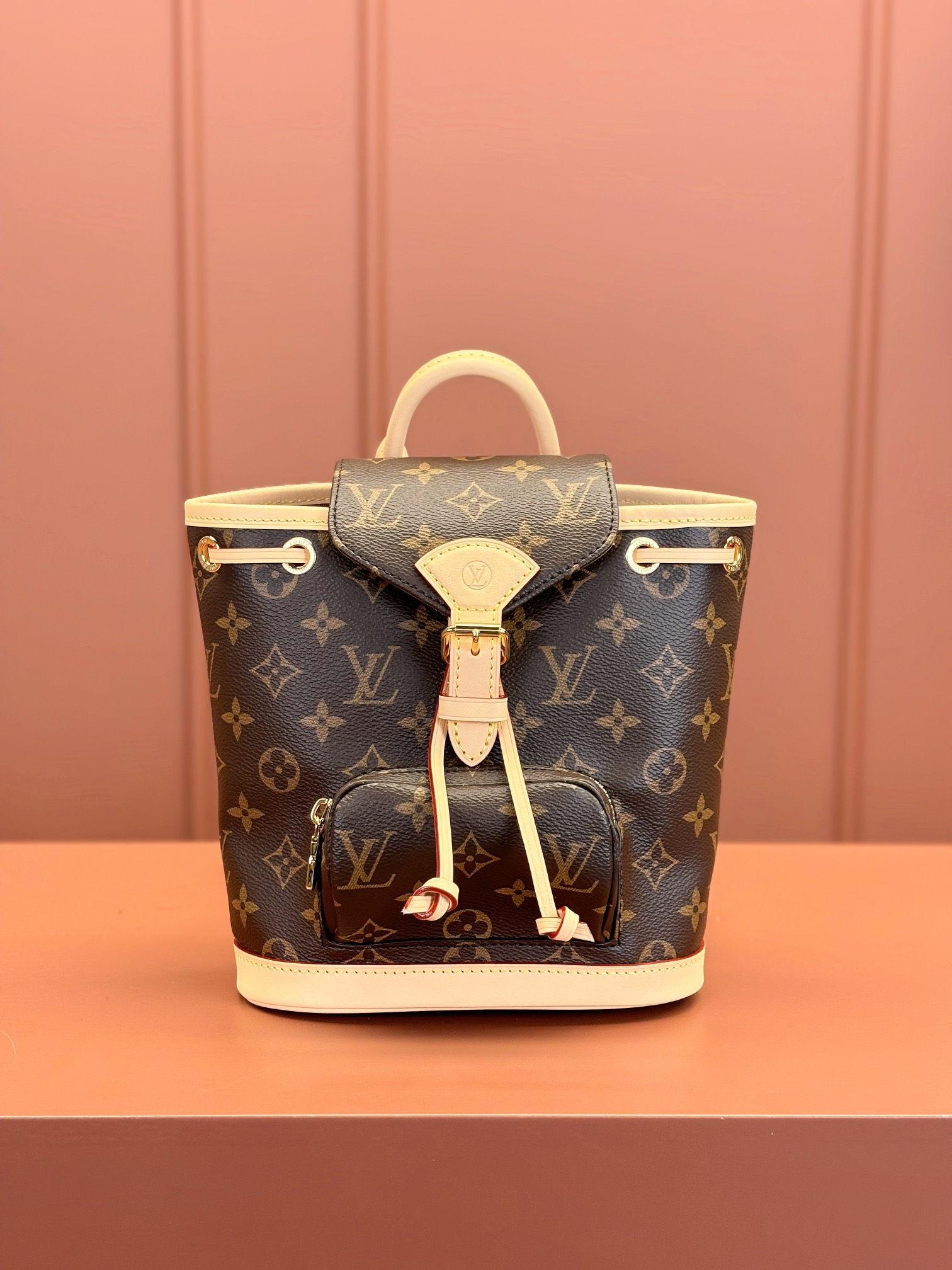 Louis Vuitton montsouris backpack M11199