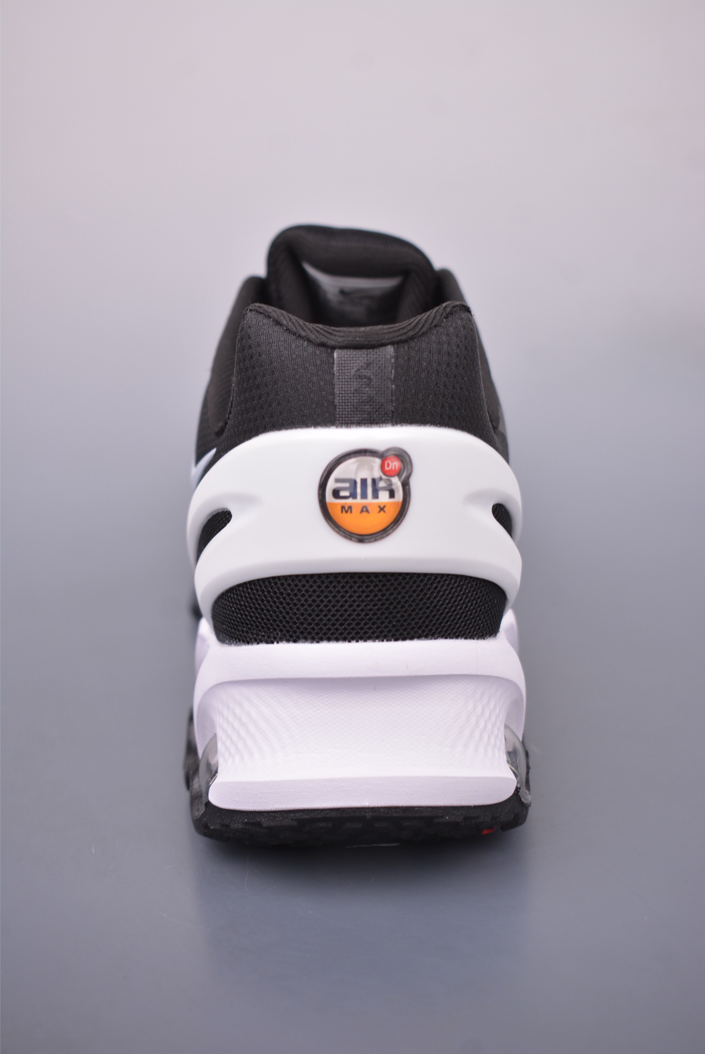 Nike Air Max DN8 