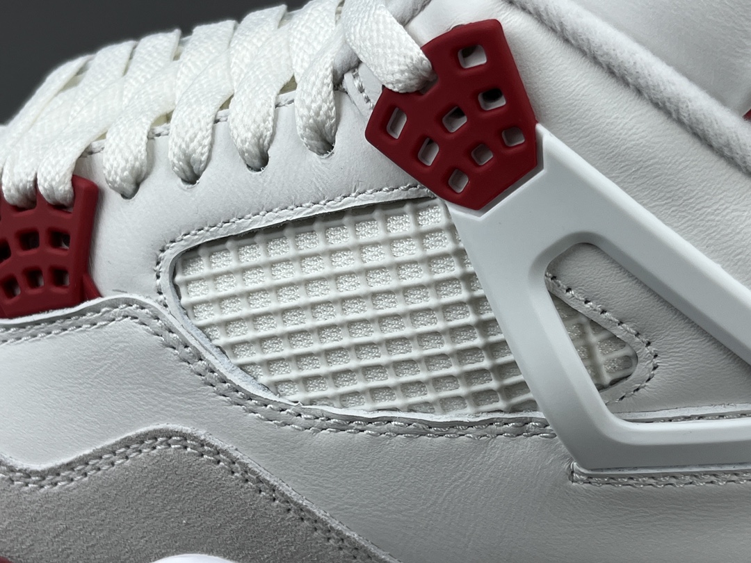 Nike SB x Jordan Air Jordan 4 Varsity Red DR5415-106