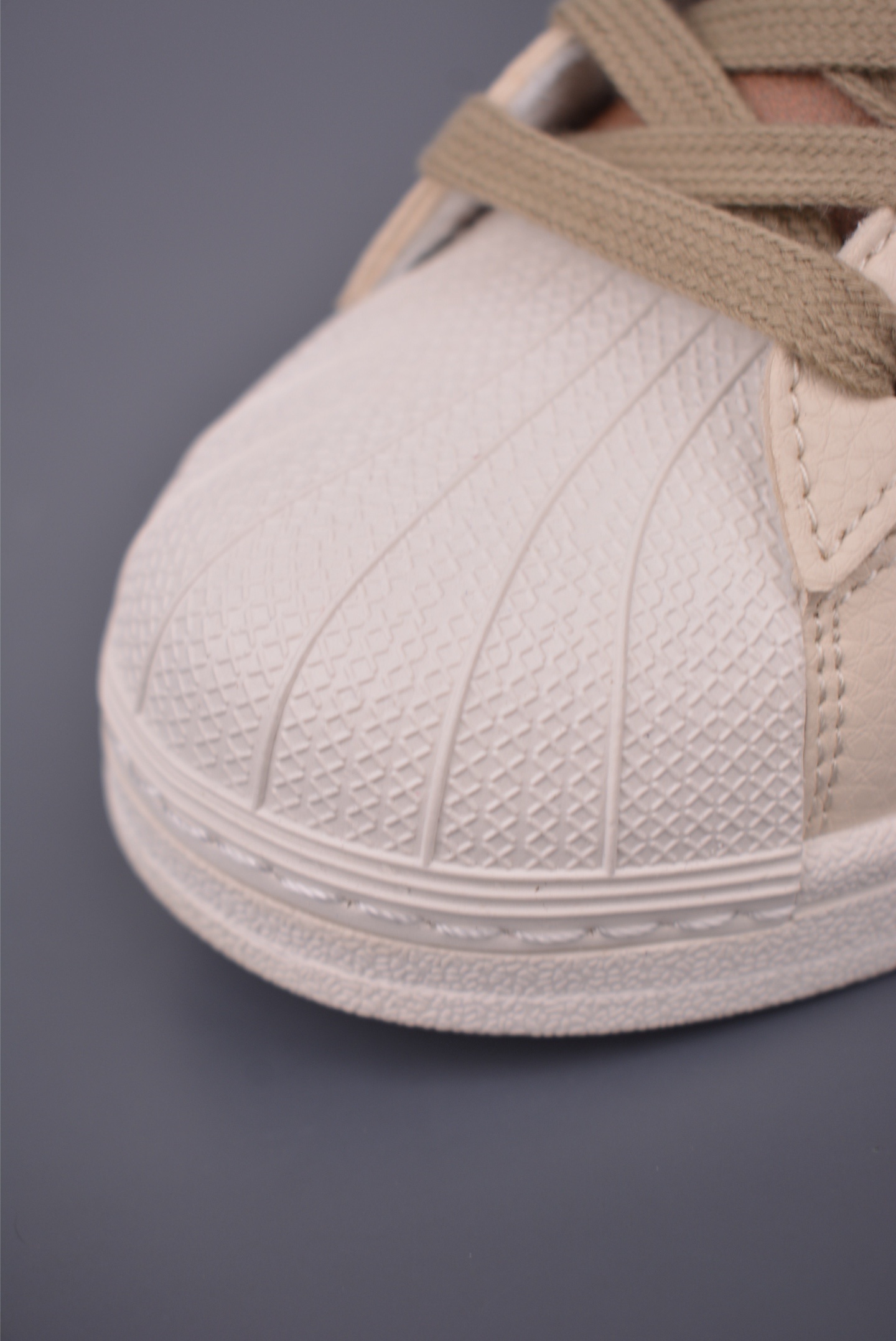 Adidas Originals Superstar “Khaki brown” JR6988