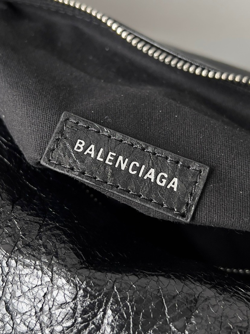 Balenciaga superbusy series shoulder bag