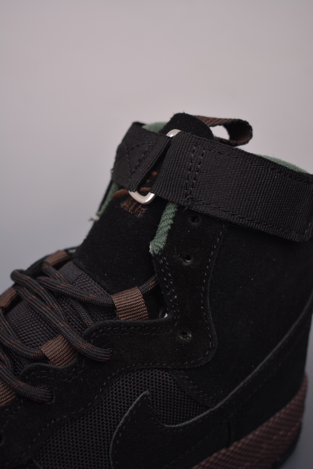 Nike WMNS Air Force 1 Wild HighBlackBrown FB2348-300
