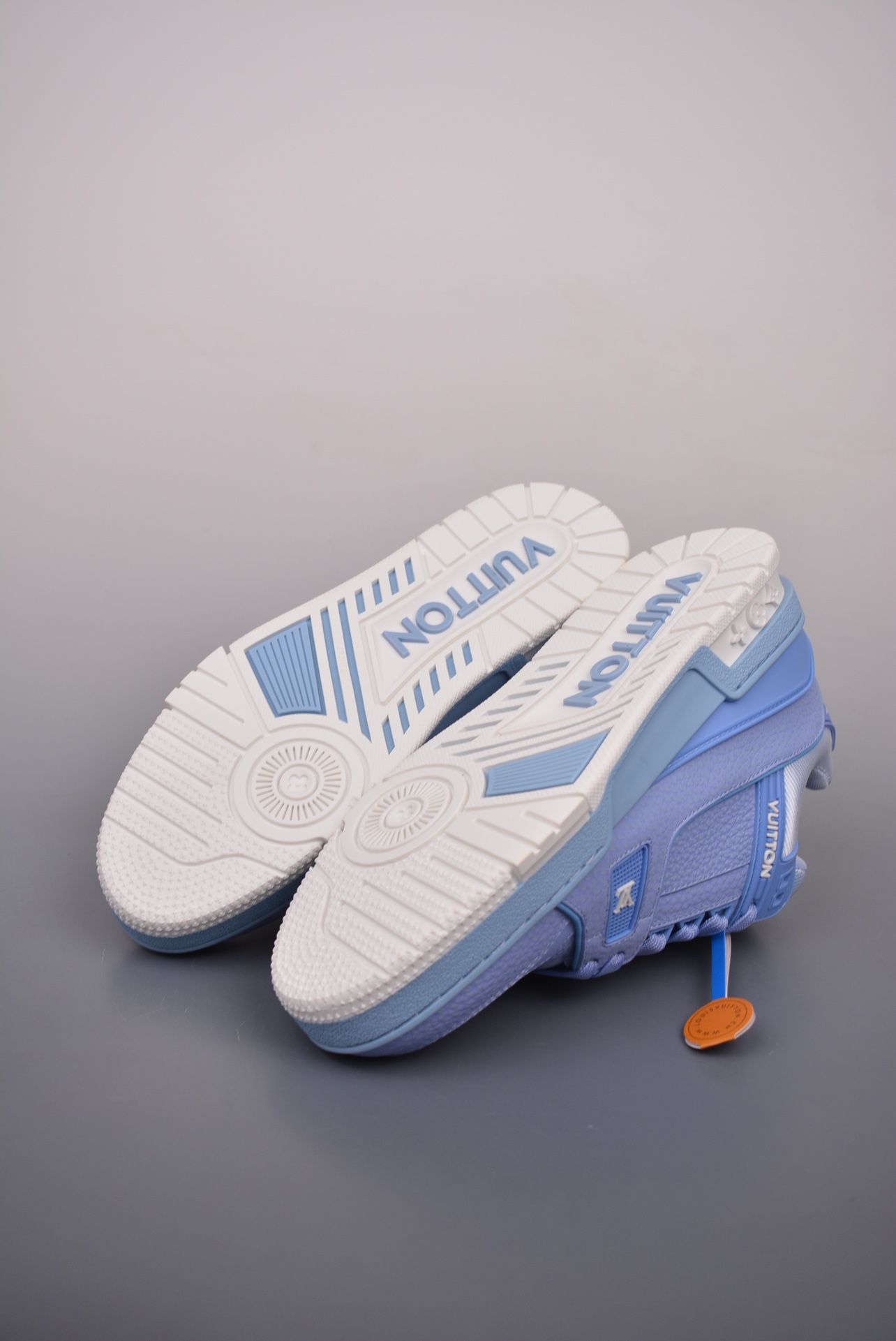 Louis Vuitton Trainer Sneaker Lowv blue and purple lychee pattern 1ACQ6W