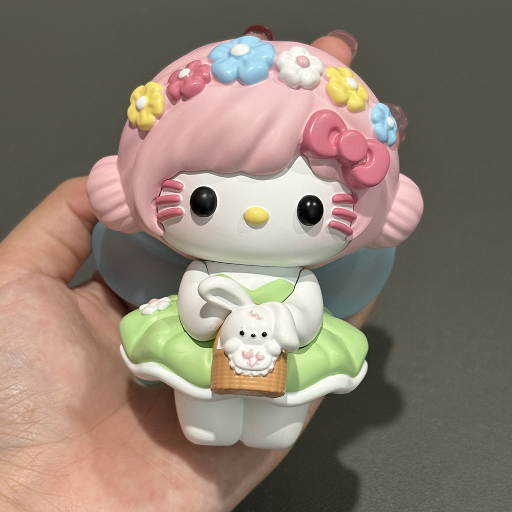 Doll Hello kitty elf 3D three-dimensional will rotate decorative ornaments