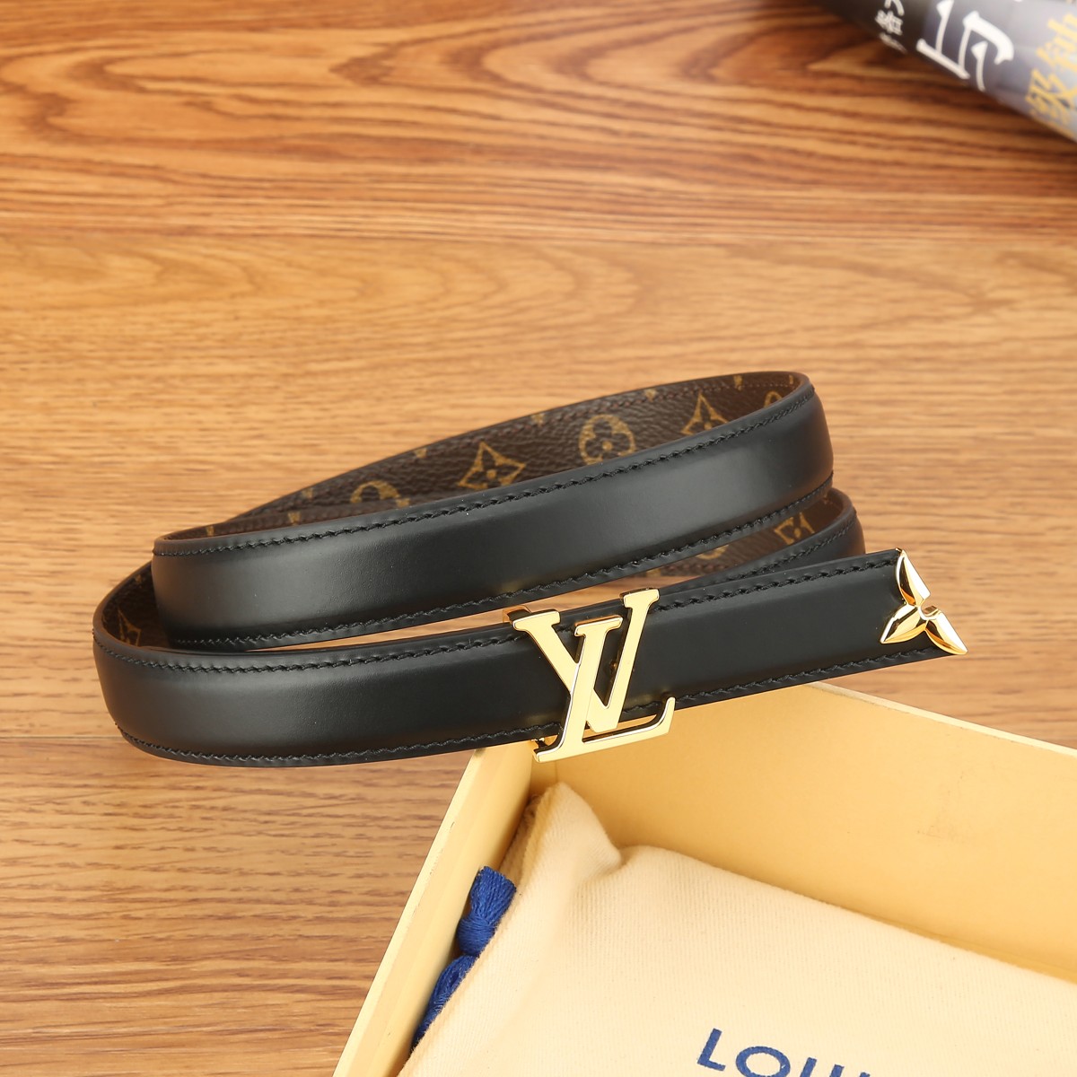 Louis Vuitton Classic Monogram Double-Sided Women's Belt 2CM Width
