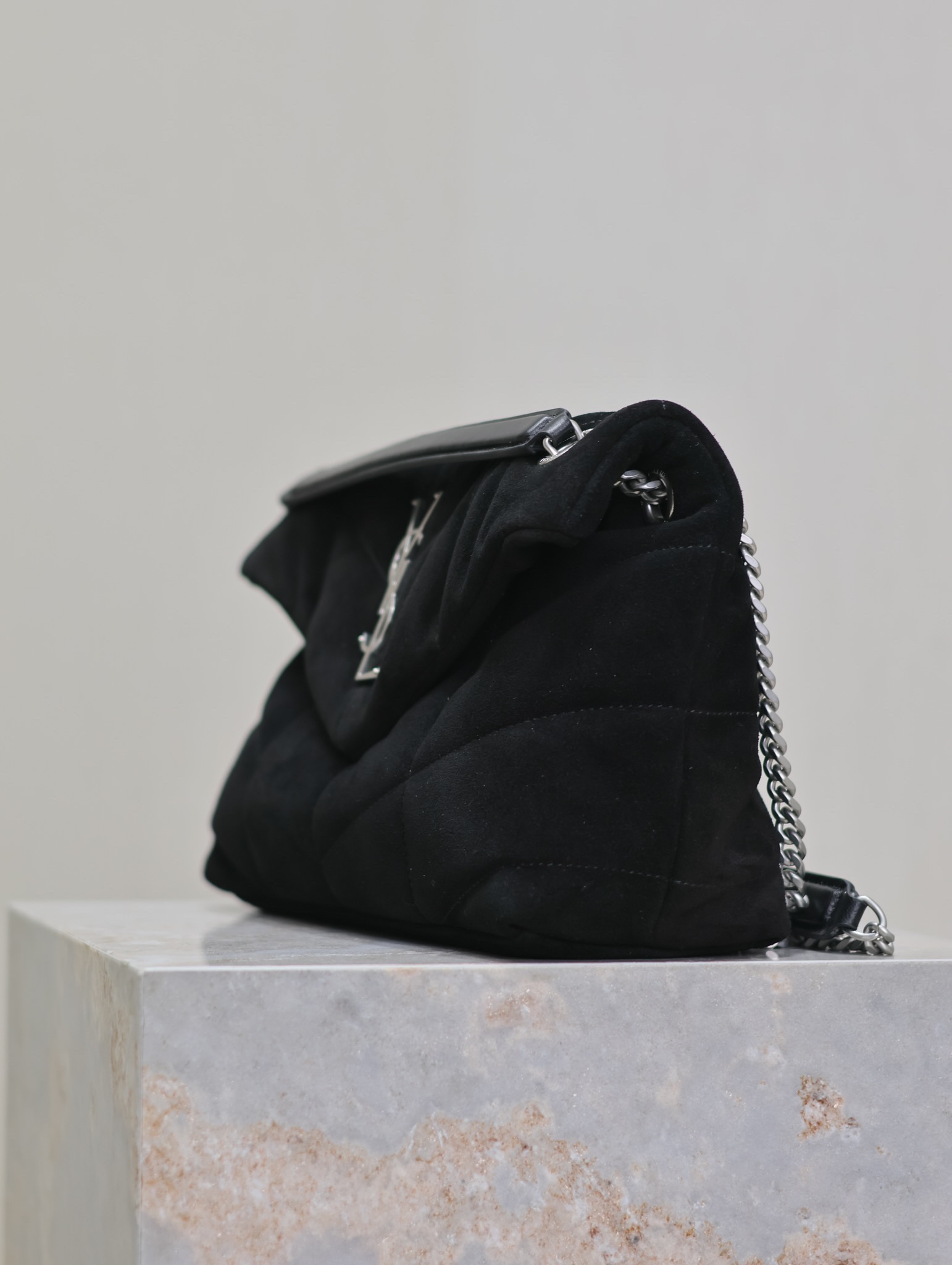 Yves Saint Laurent Loulou Puffer Handbag 577476