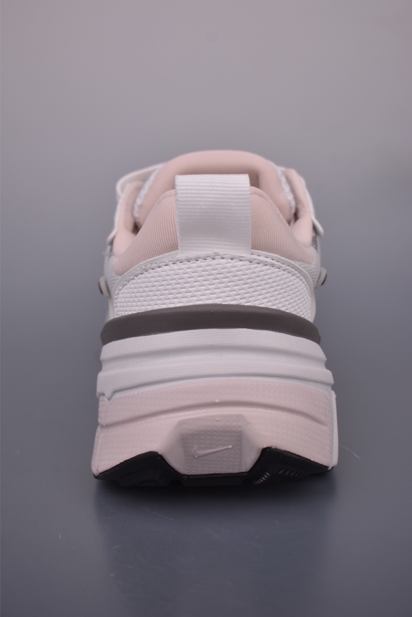 NIKE V2K Runtekk 