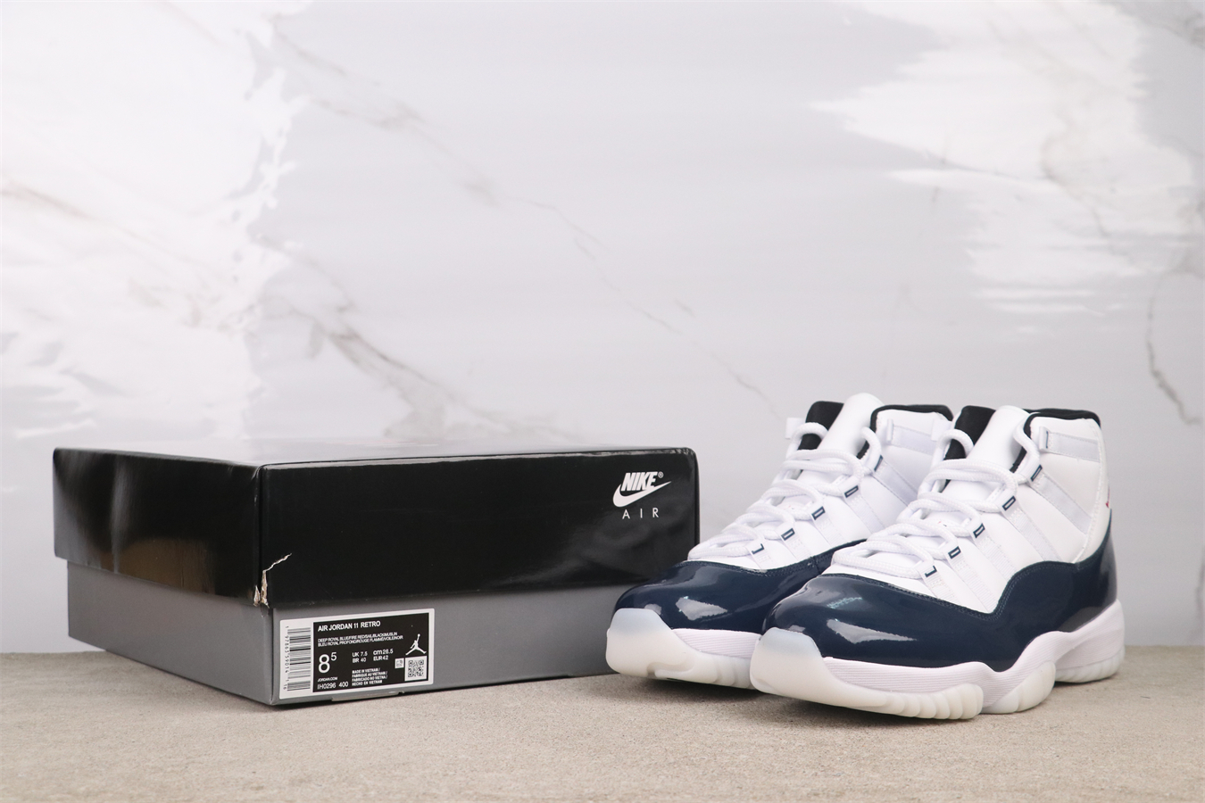 Air Jordan 11 Retro Rare Air IH0296-400