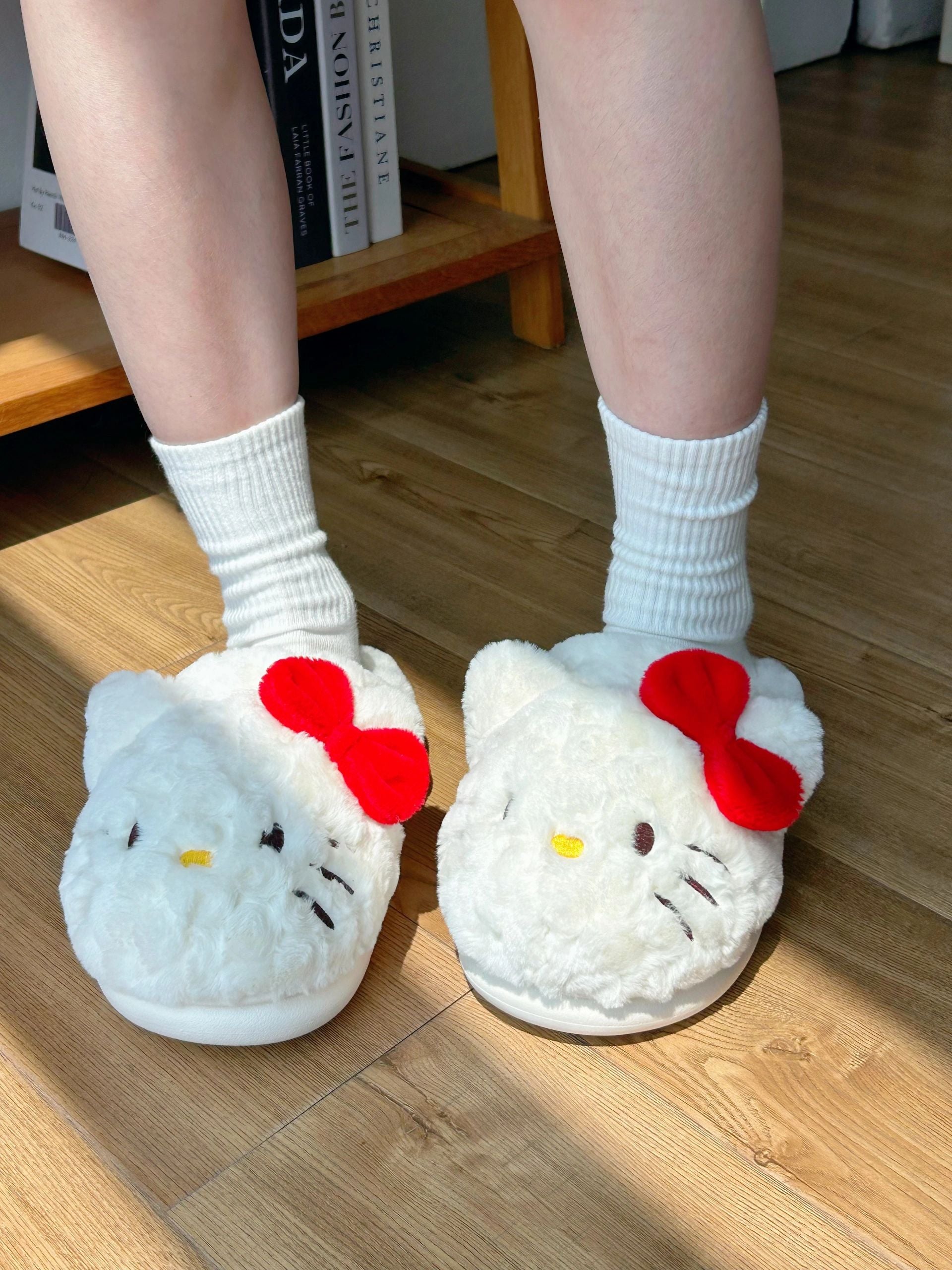 Sanrio Fluffy Plush Slippers House Slippers Winter Indoor Outdoor Slippers for Women