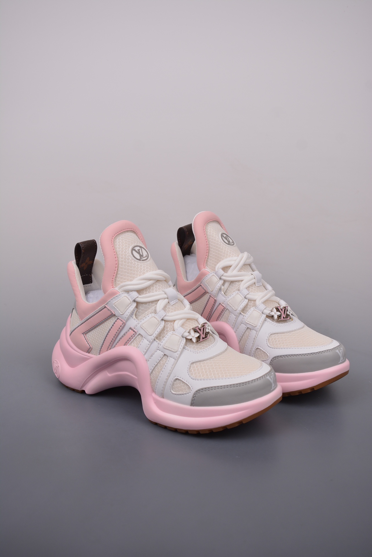 Louis Vuitton Archlight Sneakers light pink white