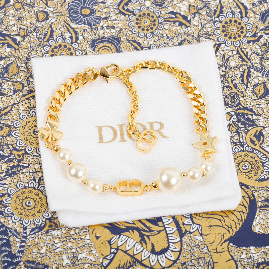 Dior CD pearl chain bracelet