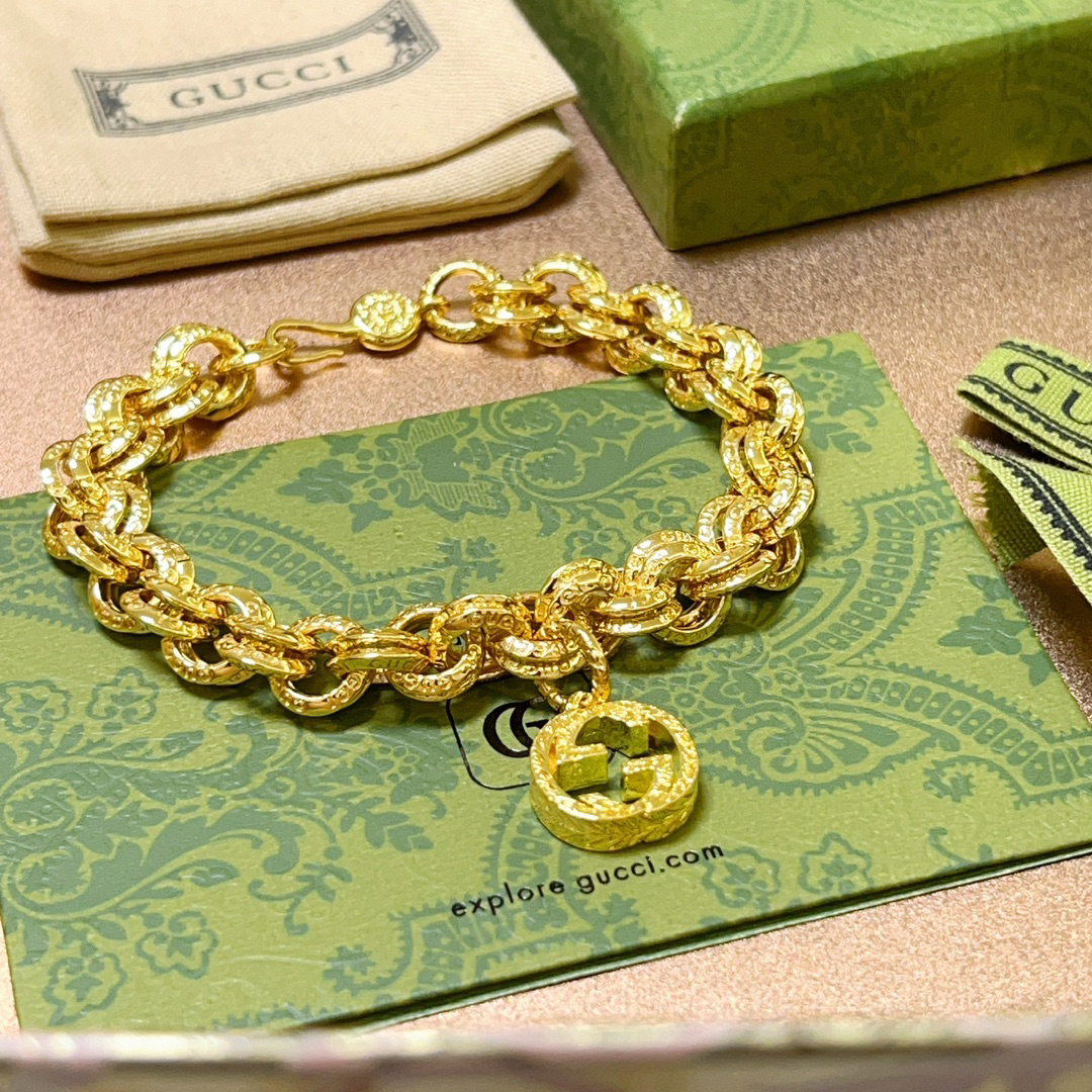 Gucci GG round double ring gold bracelet
