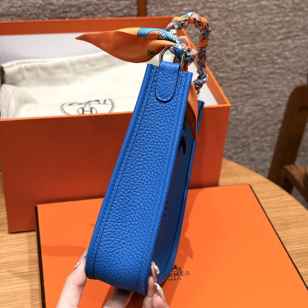 Hermès Evelyne 17 Blue zelige handbag (handmade to order)