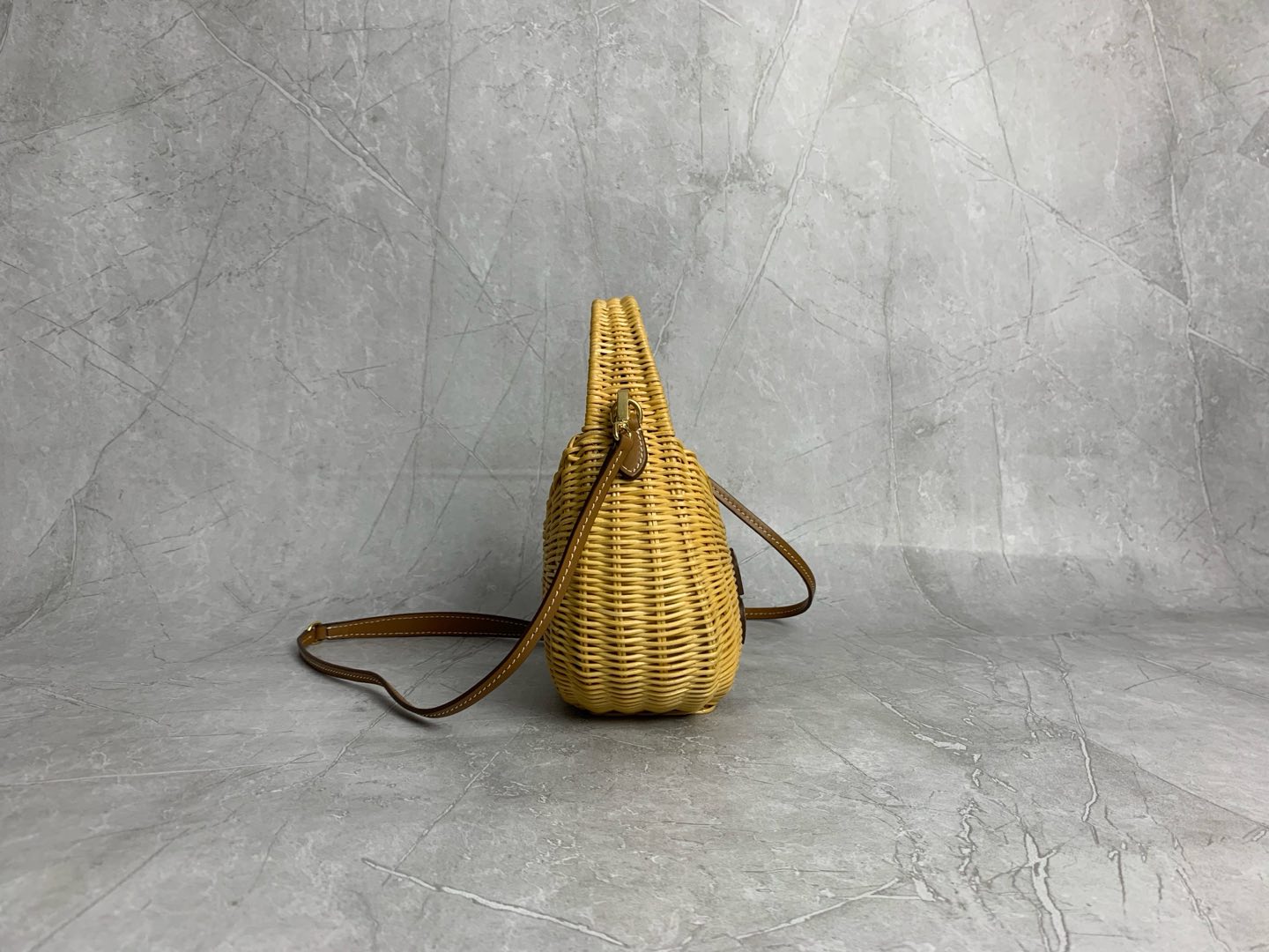 Miu Miu Summer Countryside Holiday Style Braided Basket Bag 5BC125